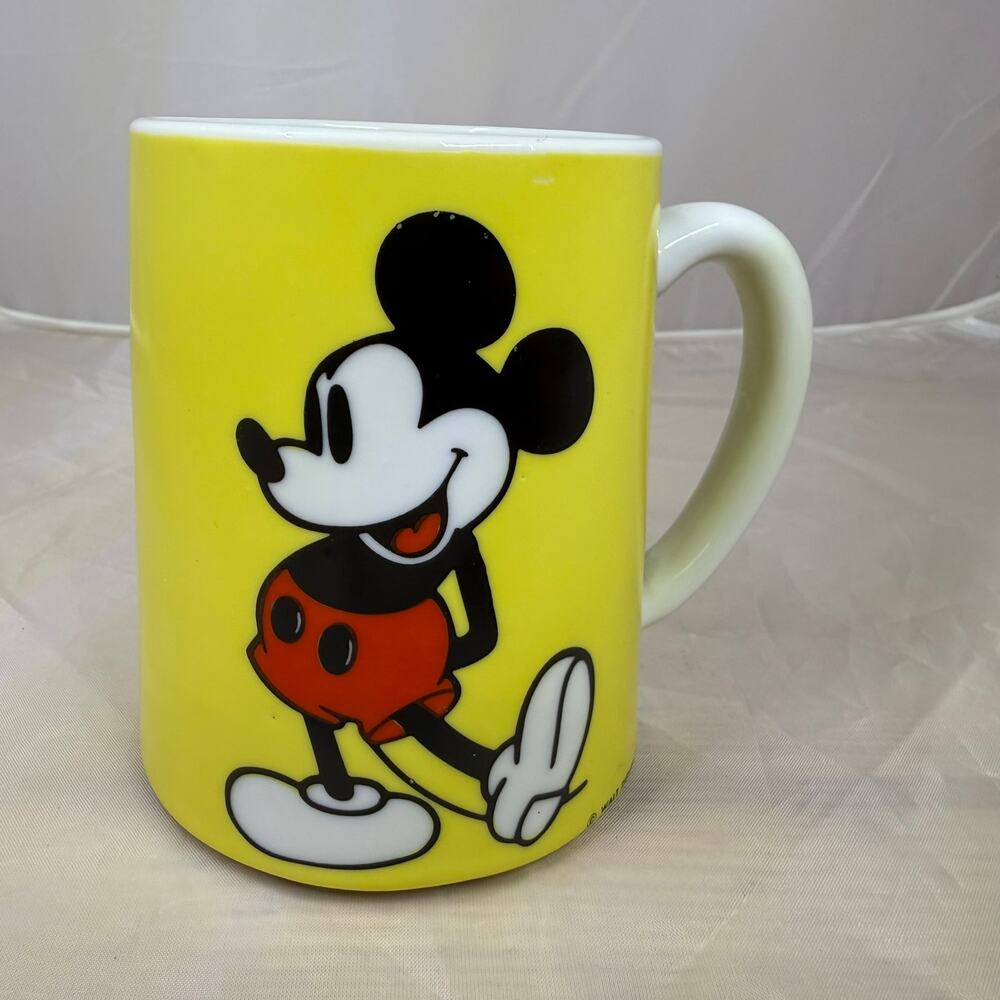 Vintage Walt Disney Productions Mickey Mouse Musical Mug Music Box Working